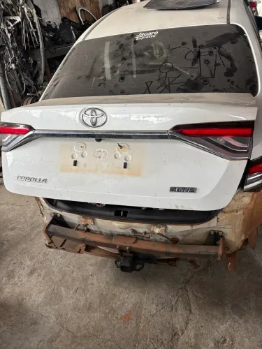 Tampa De Mala Corolla Altis 