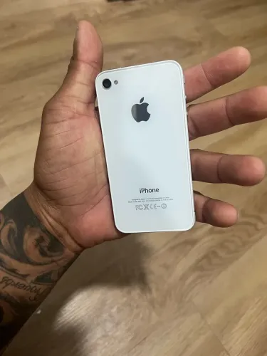 iPhone 4