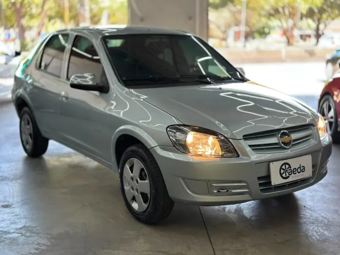 Chevrolet Prisma Sed. Maxx/ LT 1.4 8V Econof. 4P 2010