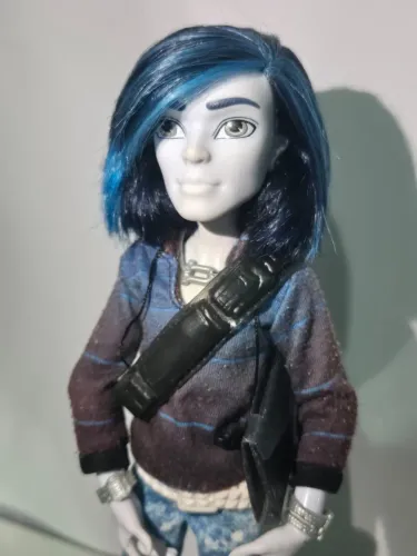Boneco Invisibilly Monster High