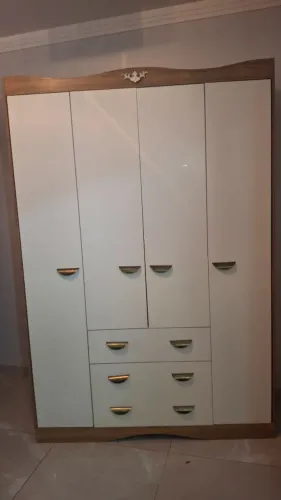 Guarda-roupa infantil grande