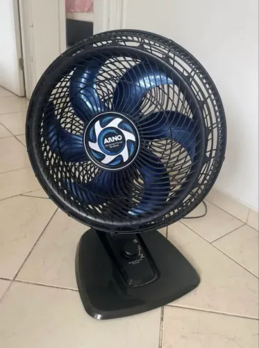 Ventilador Arno xtreme force breeze 220v