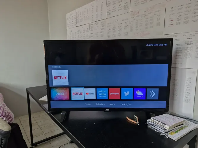 TV 32' AOC