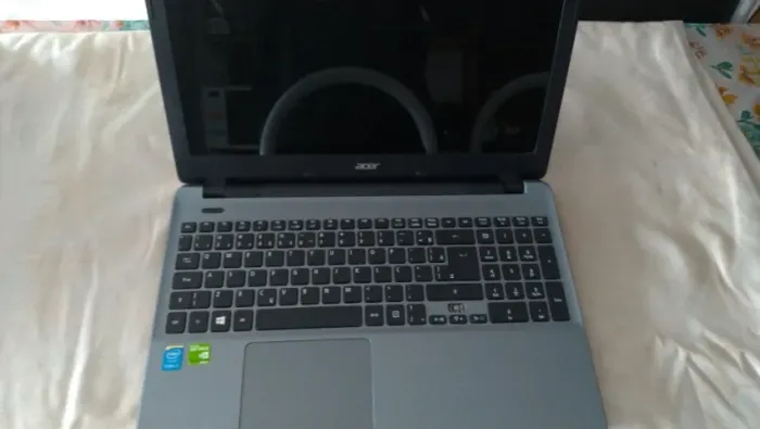 Notebook acer aspire e5 571g 760q i7 5500u geforce 820m no estado