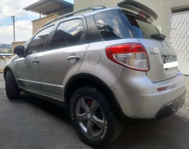 Suzuki SX4 2.0 16V 145cv 4WD 5P Aut. 2010