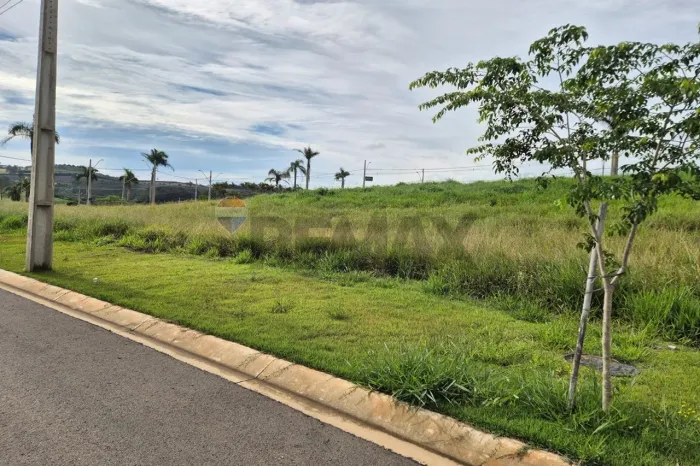 Terreno 269,30m2 no Bella Vita