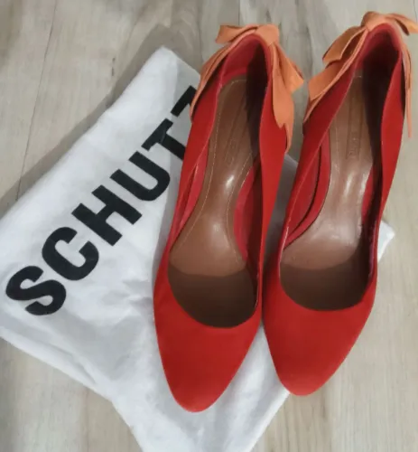 Scarpin Schutz n. 38