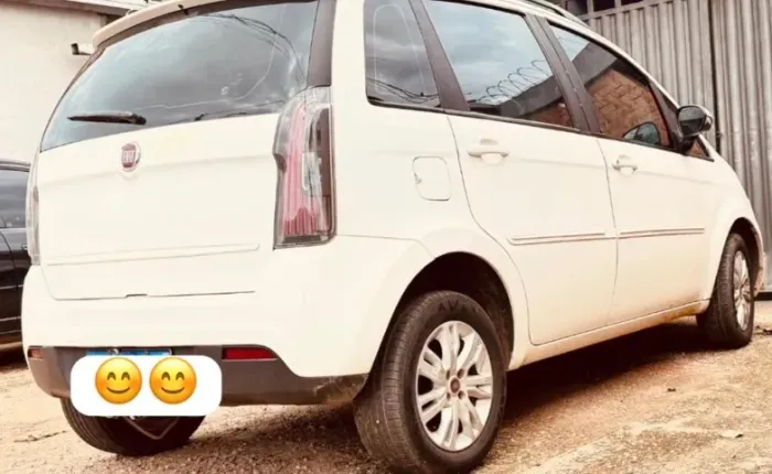 Fiat Idea Attractive 1.4 Fire Flex 8V 5P 2015