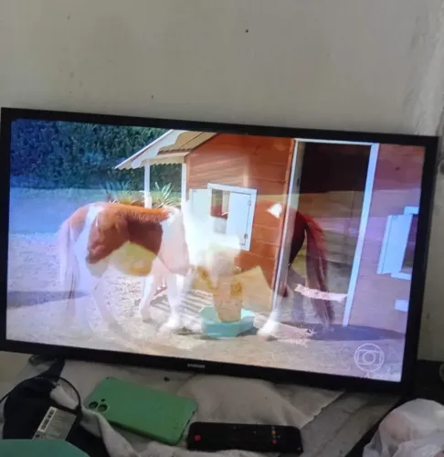 Tv Samsung um 32 polegadas smartv