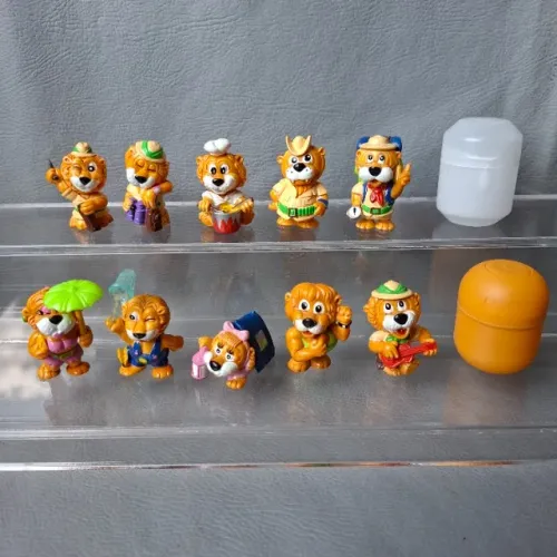Leoventuras leões kinder ovo coleção completa