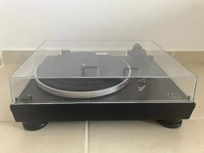 Toca Discos Audio Technica LP5X