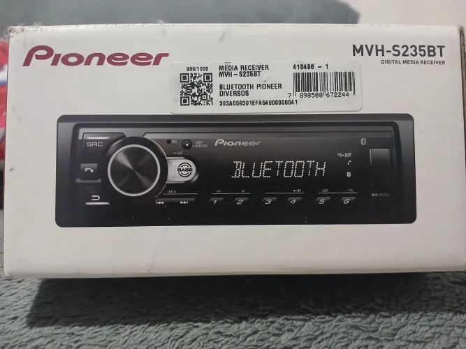 Aparelho pionner e um sub de 10 da bravo 