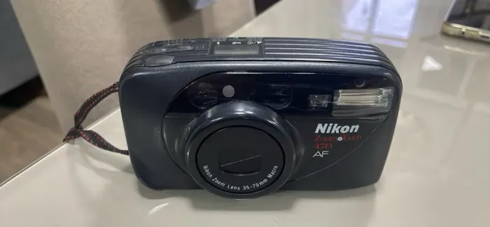 Nikon Zoom Touch 470 AF