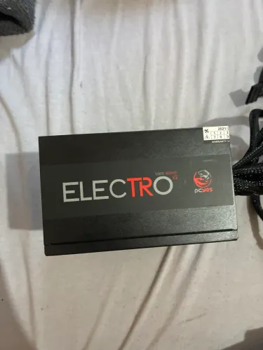 Fonte de alimentação 750 watts - Selo bronze