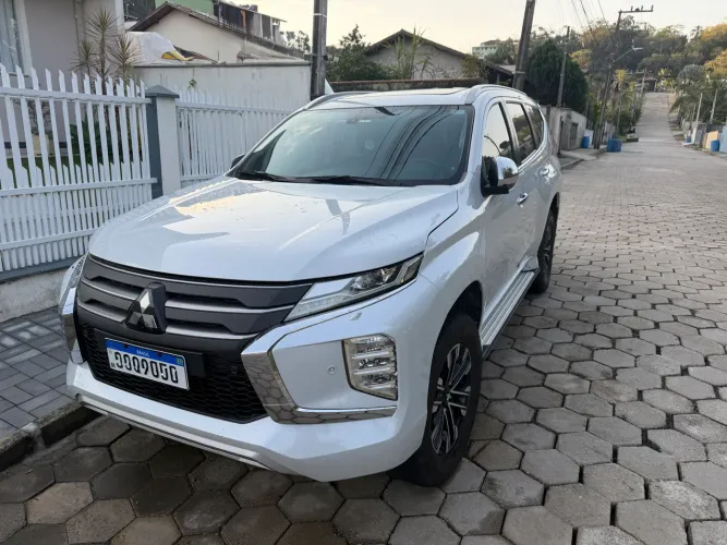 Mitsubishi Pajero Sport HPE 2.4 4X4 Diesel Aut. 2022