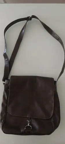 Bolsa transversal Unissex em ótimo estado  