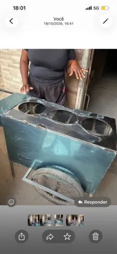 CARRINHO DE COMÉRCIO COM 3 COMPARTIMENTOS