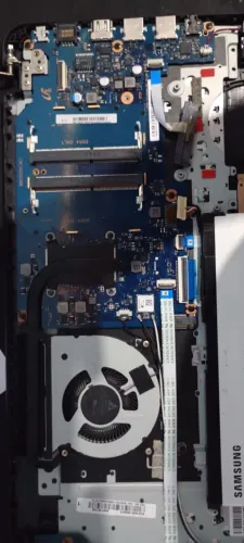 Placa de notebook com bateria, botão de Power e cooler Samsung