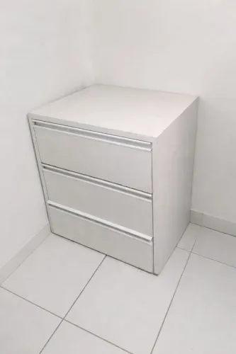 Vendo mesa de cabeceira 