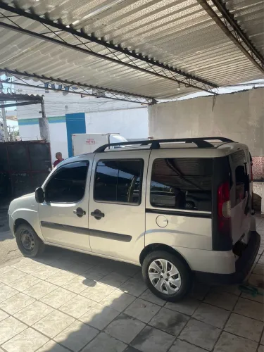 Fiat Doblo Essence 1.8 Flex 16V 5P 2014