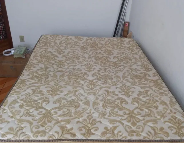 Doação cama de casal 