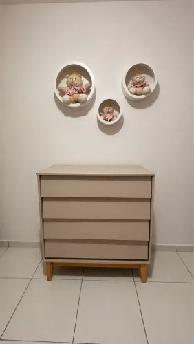 Guarda-roupa e cômoda