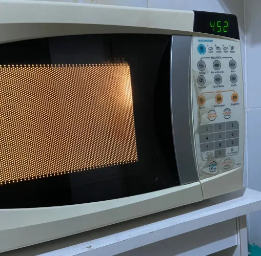 Microondas Electrolux 18L