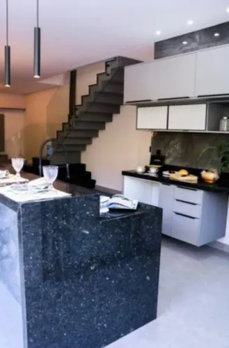 Casa de Condomínio à Venda na Zona Leste Sorocaba, 225m², 3 Suítes