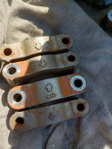 Várias peças do motor 3 cilindros Renault Sandero 12 válvulas 1.o 
