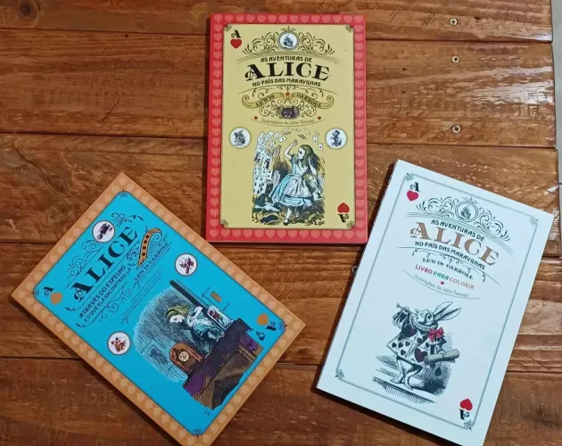 BOX - LIVROS Alice no País das Maravilhas