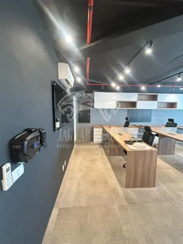 Sala Comercial Premium em Alphaville | 103 m² | 20º Andar | 2 Vagas
