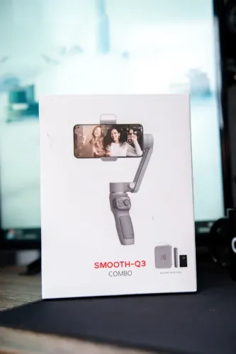 Gimbal Zhiyun Smooth Q3 - Estabilizador para Celular + Case - Impecável
