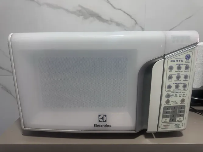 Micro-ondas Electrolux - Funcionando Perfeitamente!