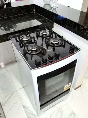 Fogão 4 bocas novo