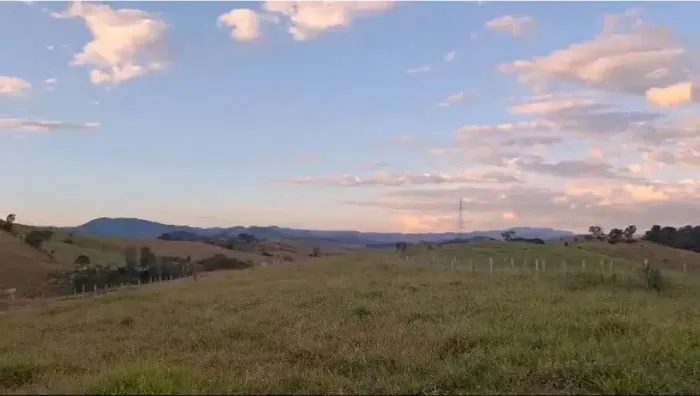 Linda chácara em Piranguinho MG