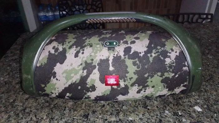 BOMBOOX 2 BATERIA ÓTIMA