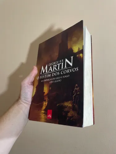 Livro George R.R. Martin - O Festim dos Corvos - Faço envio OLX Pay