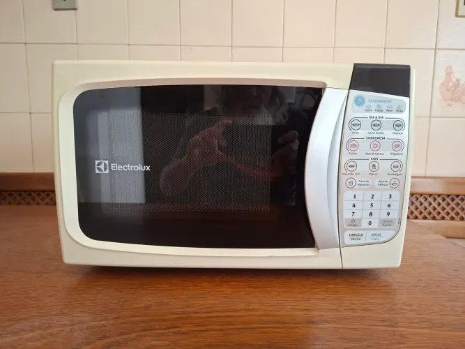 MICRO-ONDAS ELECTROLUX