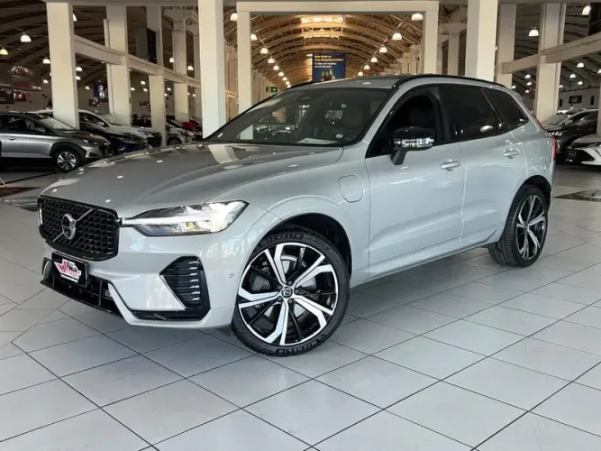 Volvo XC-60 T-8 Ultim.dark 2.0 AWD (híbrido) 2023