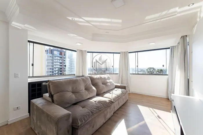 Apartamento com vista para a Serra do Mar e Jardim Botânico, suíte e 2 vagas