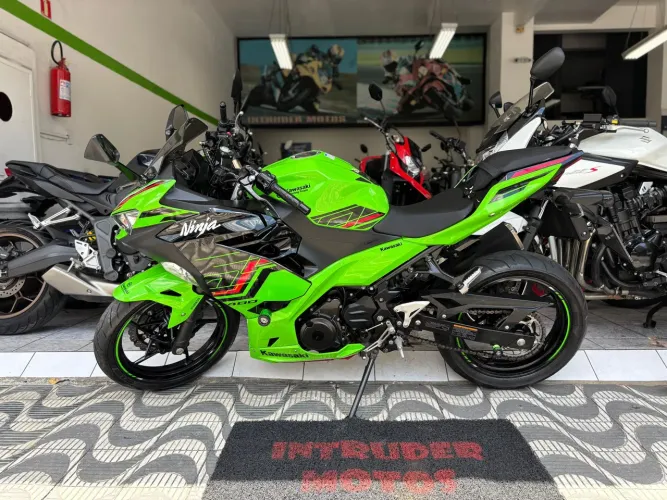 Kawasaki Ninja 400