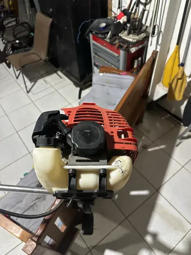 Vendo motor popa rabeta vertical 52cc