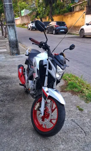 Honda CB Twister 250 21/22 somente venda