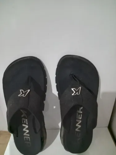 Vendo chinelo Kenner