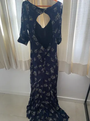 Vestido de seda Maria Filó estilo sereia