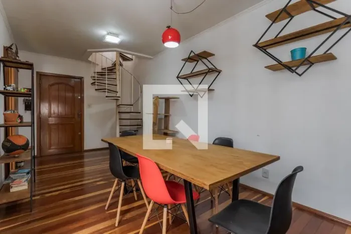 Apartamento à Venda - Petrópolis, 3 Quartos, 175 m2