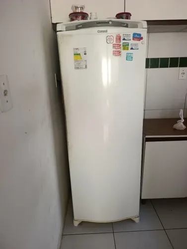 Em ótimo estado funcionando tudo vendendo porque comprei outra.