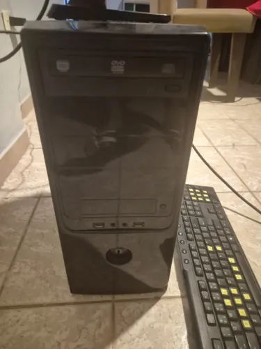 Computador Completo + Monitor LG + Teclado + Caixas de Som