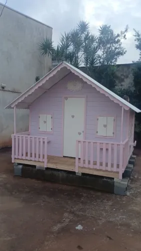 Casinha de boneca 