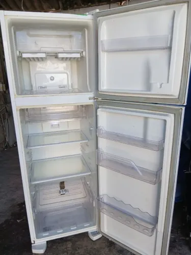 FROST FREE 500 LITROS COM GARANTIA E ENTREGAR 